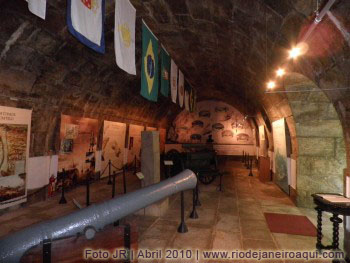 Interior do Paiol, hoje Museu Histórico da Fortaleza de São João
