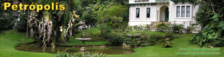 Antiga residência aristocrática do século 19, com lago e belos jardins, em Petrópolis