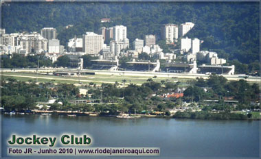 Jockey Club e páreo vistos do alto