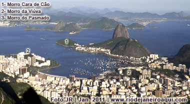 Morro da Viúva à direita da enseada de Botafogo