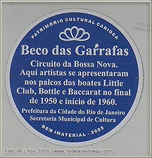 Placa no beco das garrafas em memória da Bossa Nova