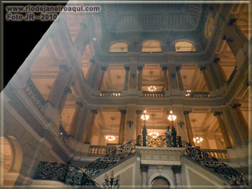 Biblioteca Nacional | Átrio, galerias e claraboia