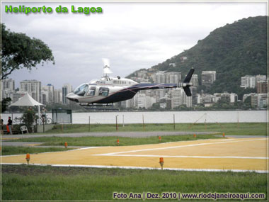 Helicoptero pousando no heliponto da Lagoa