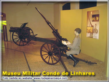 Soldado e canhão