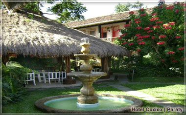 Área interior de hotel em Paraty