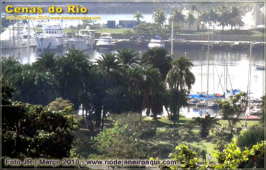 Marina da Glória vista de Santa Teresa com barcos, lanchas, veleiros e iates atracados no local