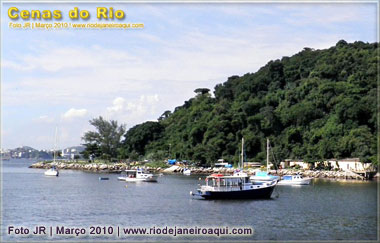 Barcos ancorados na Urca, no Rio de Janeiro