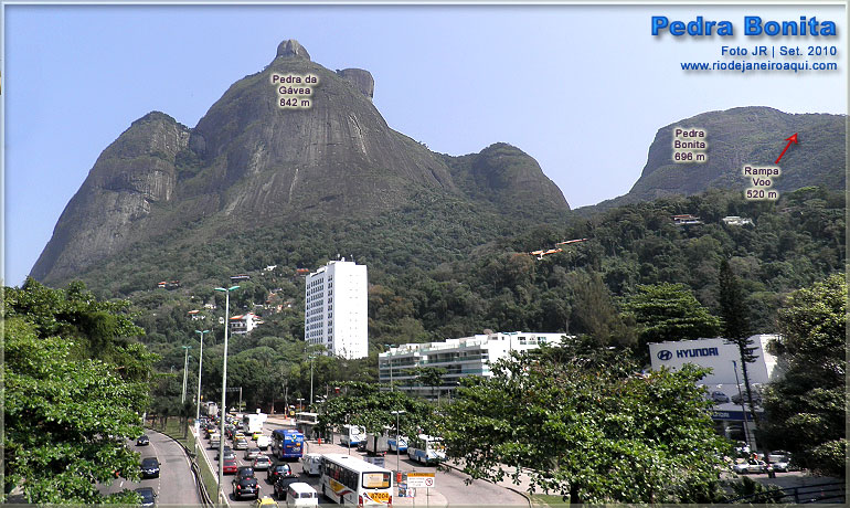 Fotos da Pedra Bonita | Vista da Estrada Lagoa Barra em S�o Conrado e do Topo da Pedra