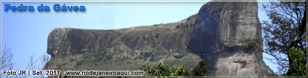 Pedra da Gávea vista da Estrada das Canoas