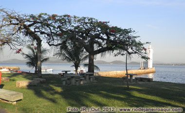 Pier do farol e relógio da Mesbla