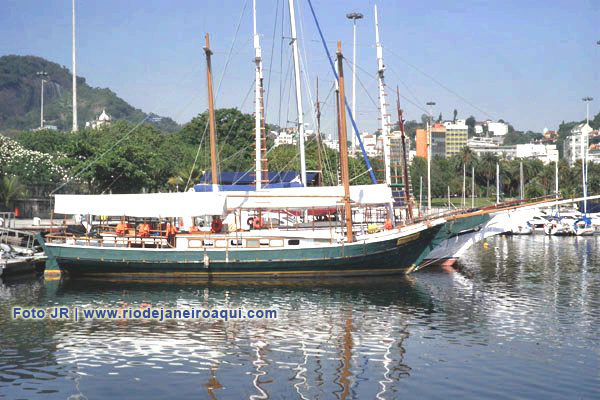 Tour saveiro - baia guanabara