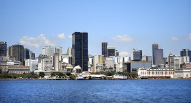 Cidade do Rio de Janeiro e Praça 15 vista do mar